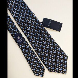Cremieux Black Blue Purple All Over Fish Stars Print Neck Tie Silk NEW WITH TAGS